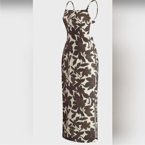 Commense chic midi slim silhouette dress brand new